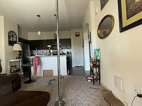 doe3yes (F teen) - suck and fuck two dildos at once!!💦🙀!