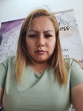 -Zoe-1 live cam on StripChat