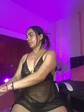 anika_ec live cam on StripChat