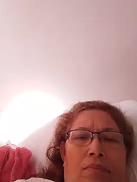 Cessi50 live cam on StripChat