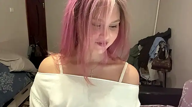 ColetteSolverud live cam on StripChat