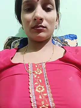 Hot-Nisha01