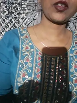 Ayesha_khan2