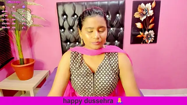 INDIANFLAME live cam on StripChat