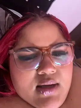 RoxxyRed_