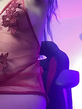 SOL-9 live cam on StripChat