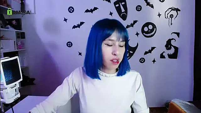 dakota_senju live cam on StripChat