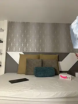 Lolaa_Velvet