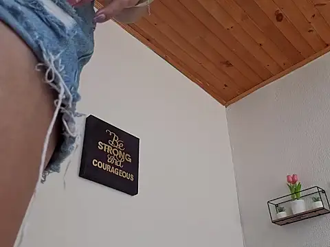 mia_lemarc