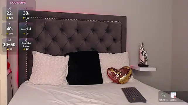 Veronica_Russ live cam on StripChat