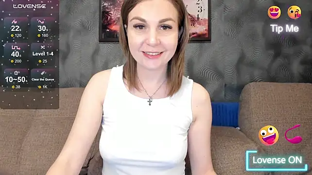 CassieMils live cam on StripChat