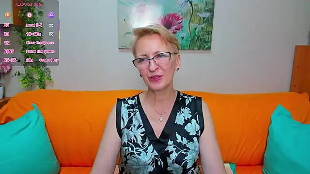 iamyourdream89 live cam on StripChat