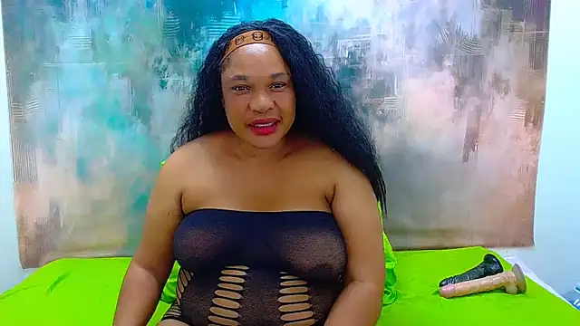LuxeBBWxx2 live cam on StripChat