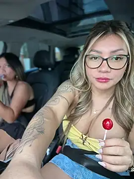 dianita_1988 (F milf) - make squirt come out onto the street omg