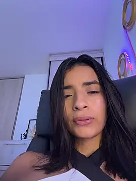 Annacherry_77