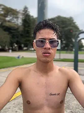 TavoHot_ webcam