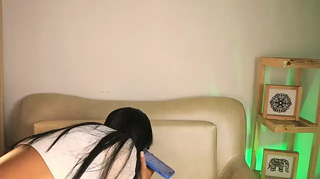 SweetLila_ live cam on StripChat