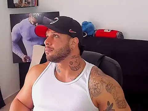MarckMathews live cam on StripChat
