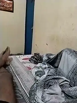 desibhabhi21 live cam on StripChat