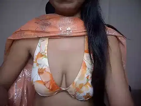 Alayna9