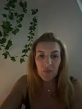 Hot-Milf4U