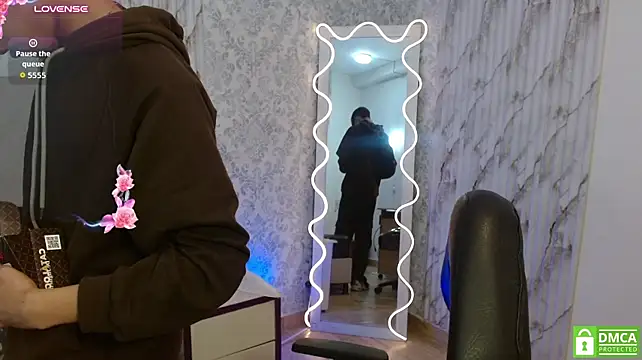 OLIIVER_TAY