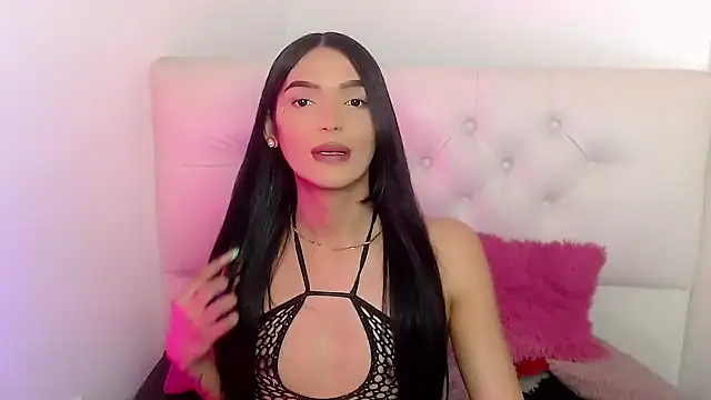 x_isabella_x live cam on StripChat