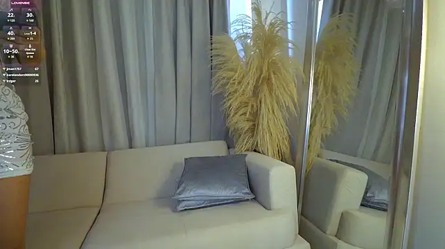 Sarah_Stone_ live cam on StripChat