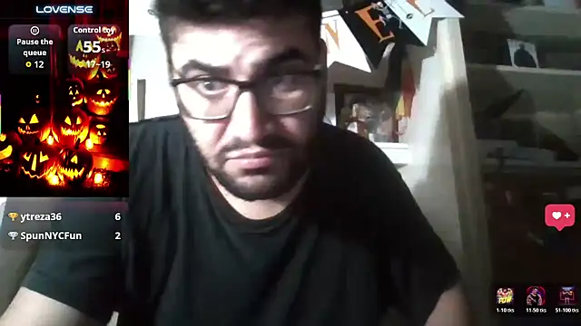 Javi_92 live cam on StripChat