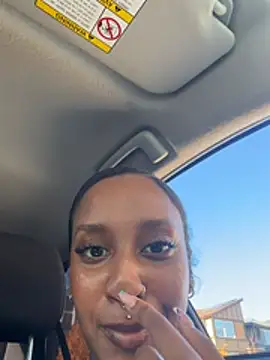 Your_Paris live sex cam