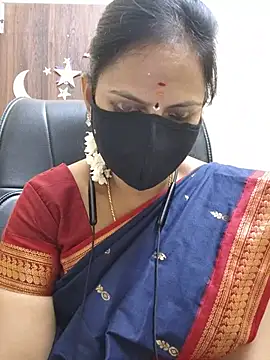 Tamil_white_beauty live cam on StripChat