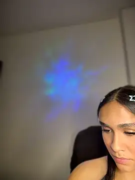 Isabella-Teen