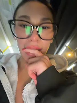Aria51 live cam on StripChat