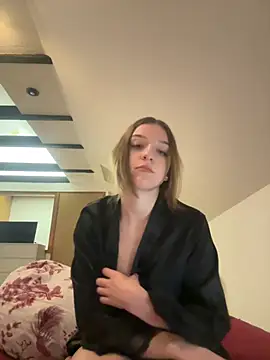 mycherrykiss (F teen) - Go Doggy and Twerk  🥵💦