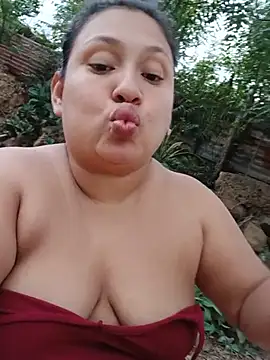 Hot_bella12