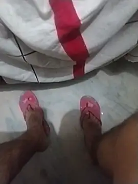 Desiandaj live cam on StripChat