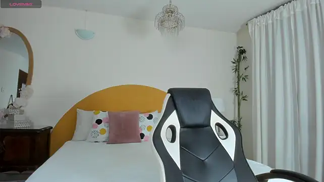 _Emmaa_Queen_