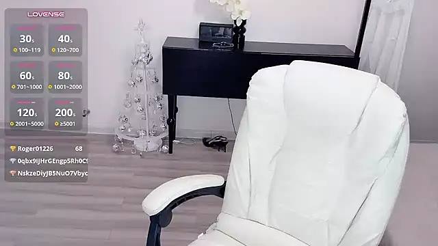 Fiona_999 live cam on StripChat