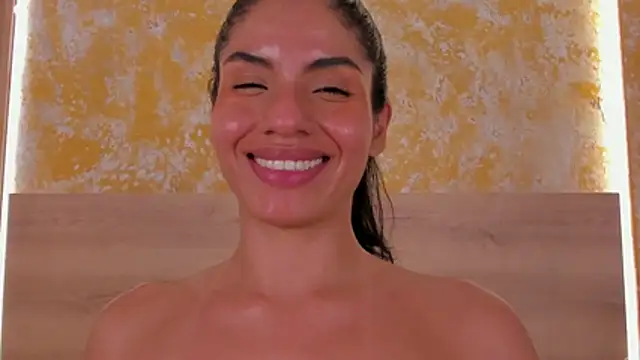 naia_cox