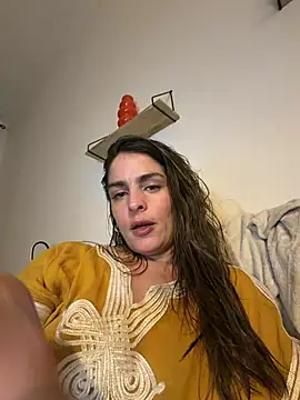 Camii2244 live cam on StripChat