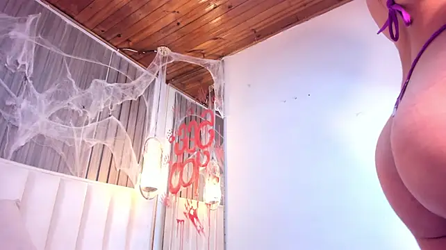 SofiCandy_ live cam on StripChat