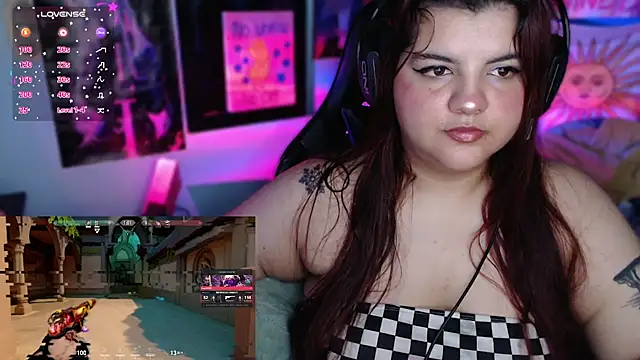 Annee23 live cam on StripChat