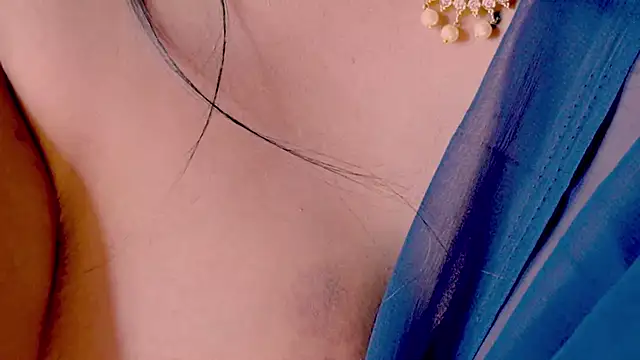 sexyhoney27 (F young) - dildo blowjob
