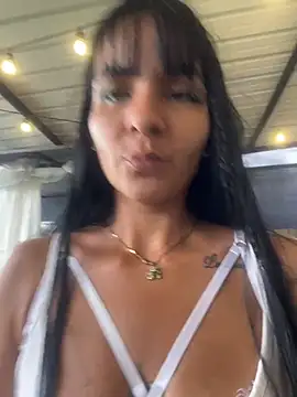 LuxeBrunetteXXX