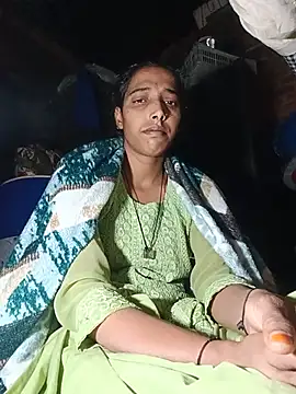 Pinki_thakur_1