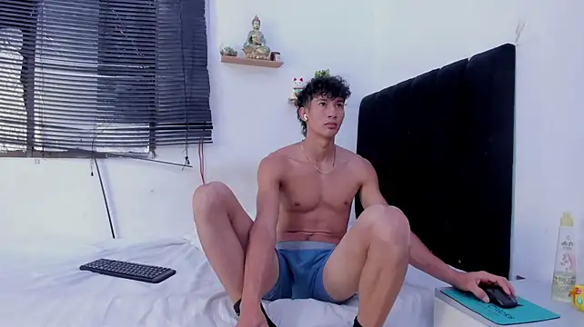 angel_boy02 live cam on StripChat