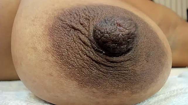 zara_lopez webcam