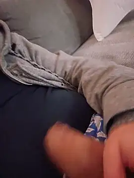 Mpinios on Stripchat
