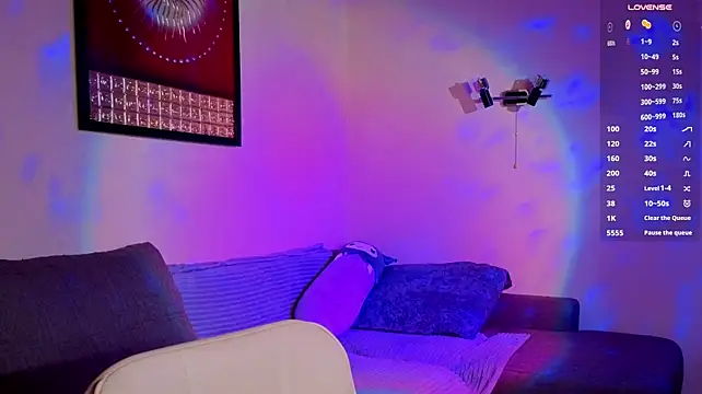 MilaVey live cam on StripChat