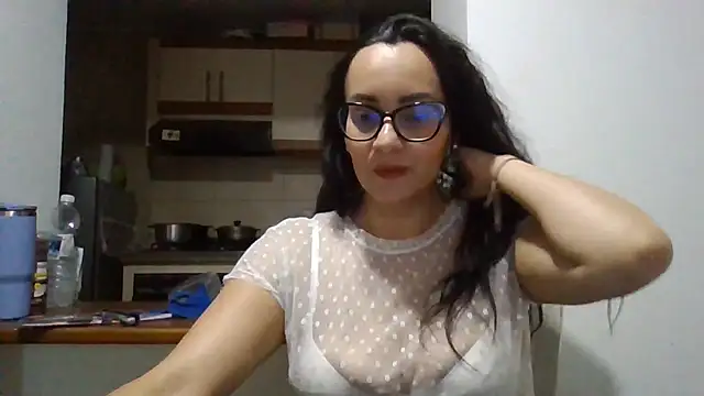 sarita_star live cam on StripChat